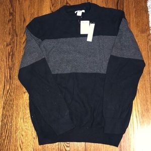 Men’s light weight sweater